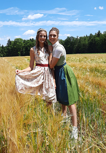 Gottinger sisters in traditional Austrian dress